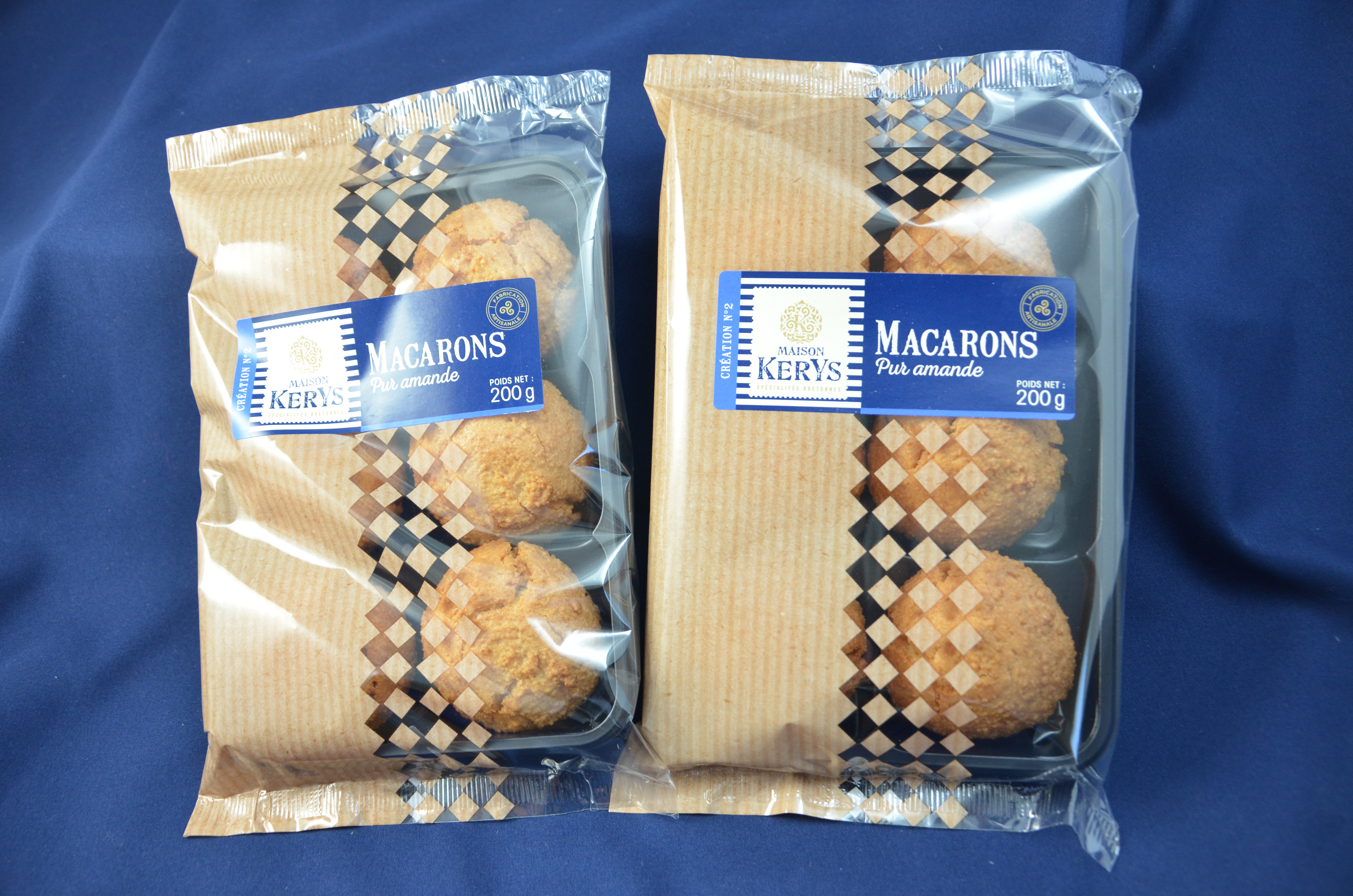 Macarons : barquette de 6