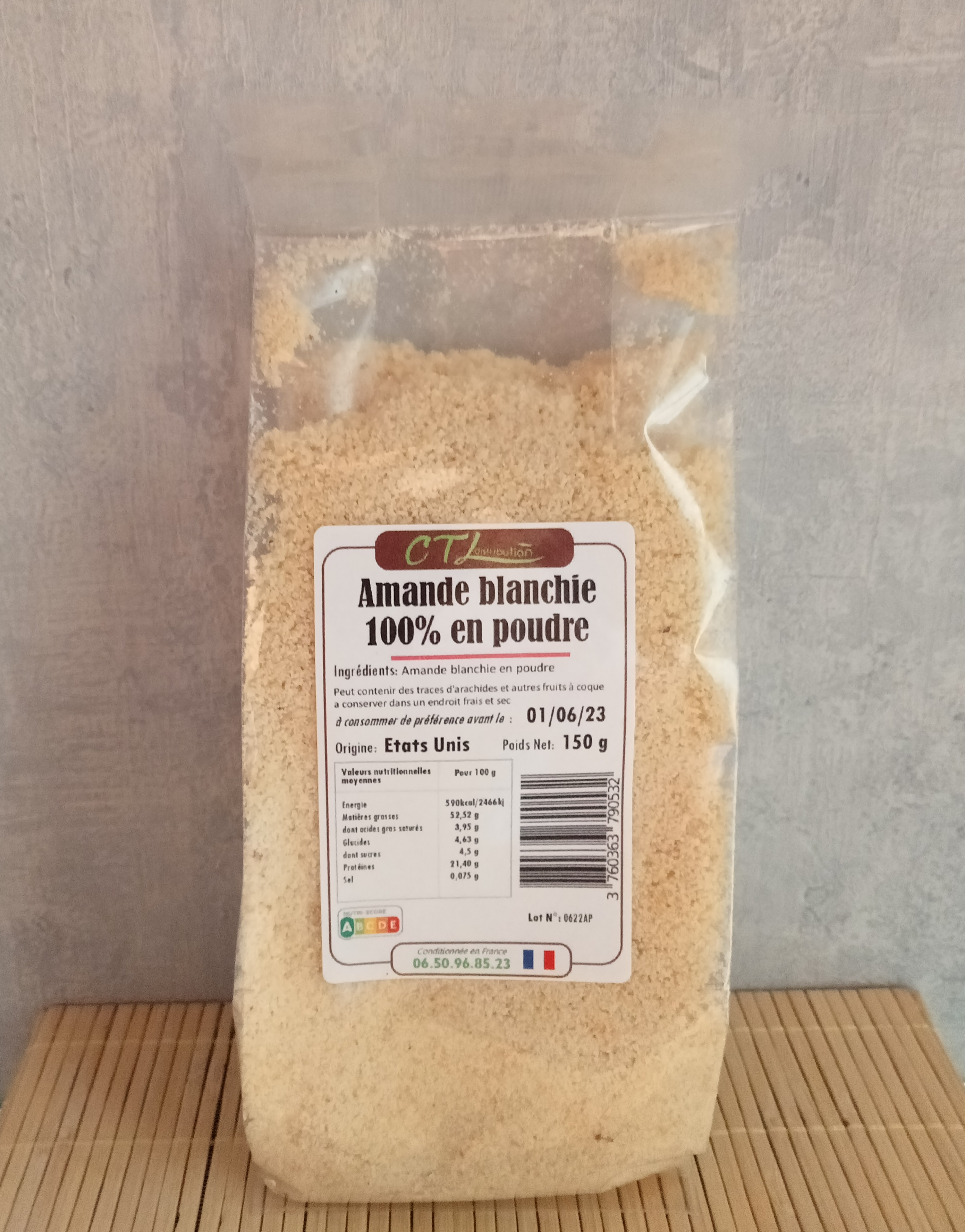 Amande blanchie en poudre 100% - 150G