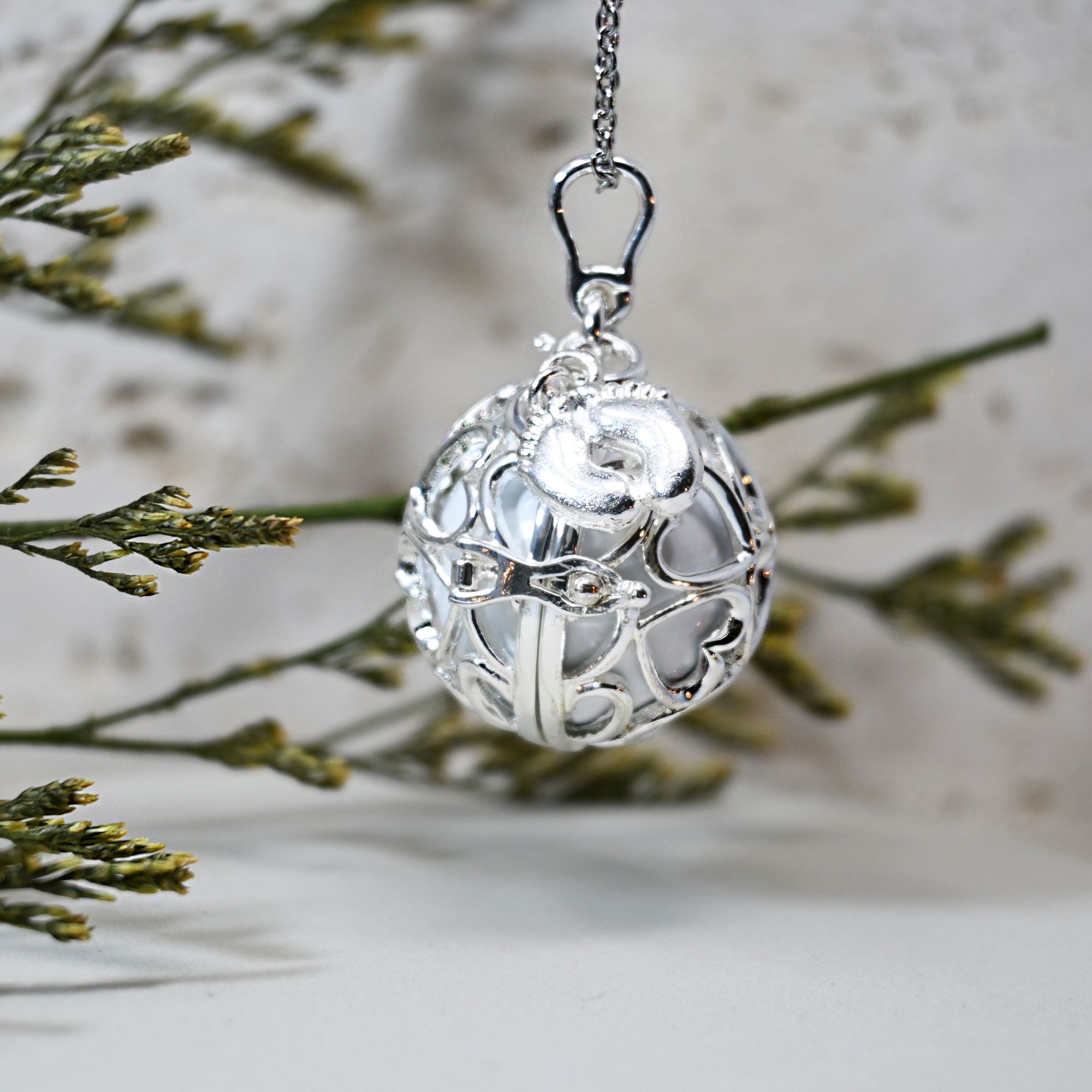 Bola de grossesse cage argent - JULIETTA (Pieds/bille blanche) (réf NB3020)